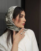مینی اسکارف طرح جنگل، جنس نخ ابریشم